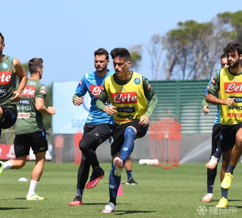 加时末段罗马备战意大利杯，绝杀压哨细节曝光，信心回归，身体对抗强度拉满